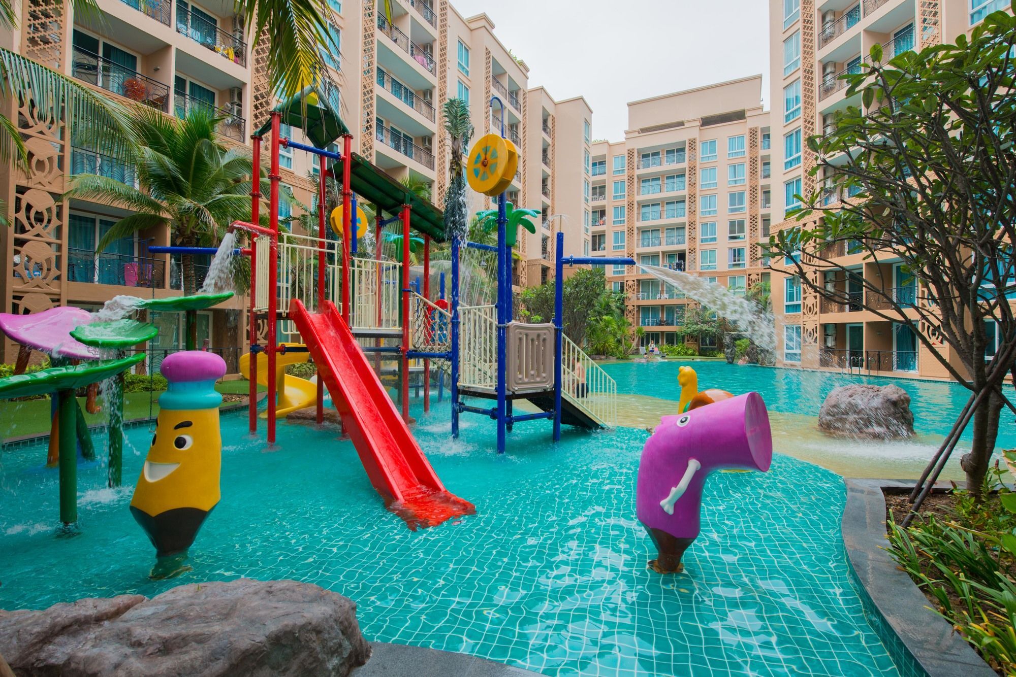 Atlantis Pattaya High Service Jomtien Beach Εξωτερικό φωτογραφία