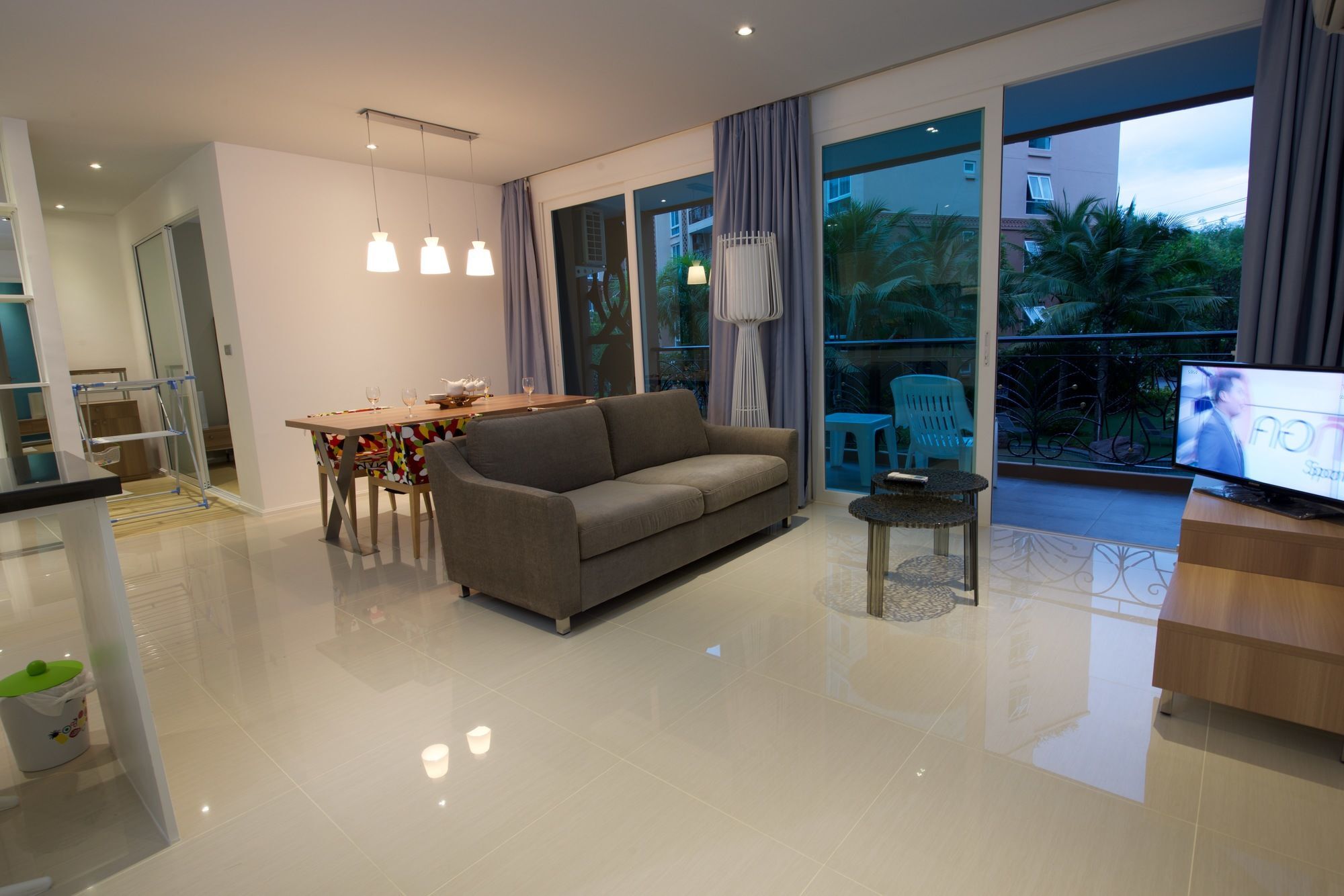 Atlantis Pattaya High Service Jomtien Beach Εξωτερικό φωτογραφία