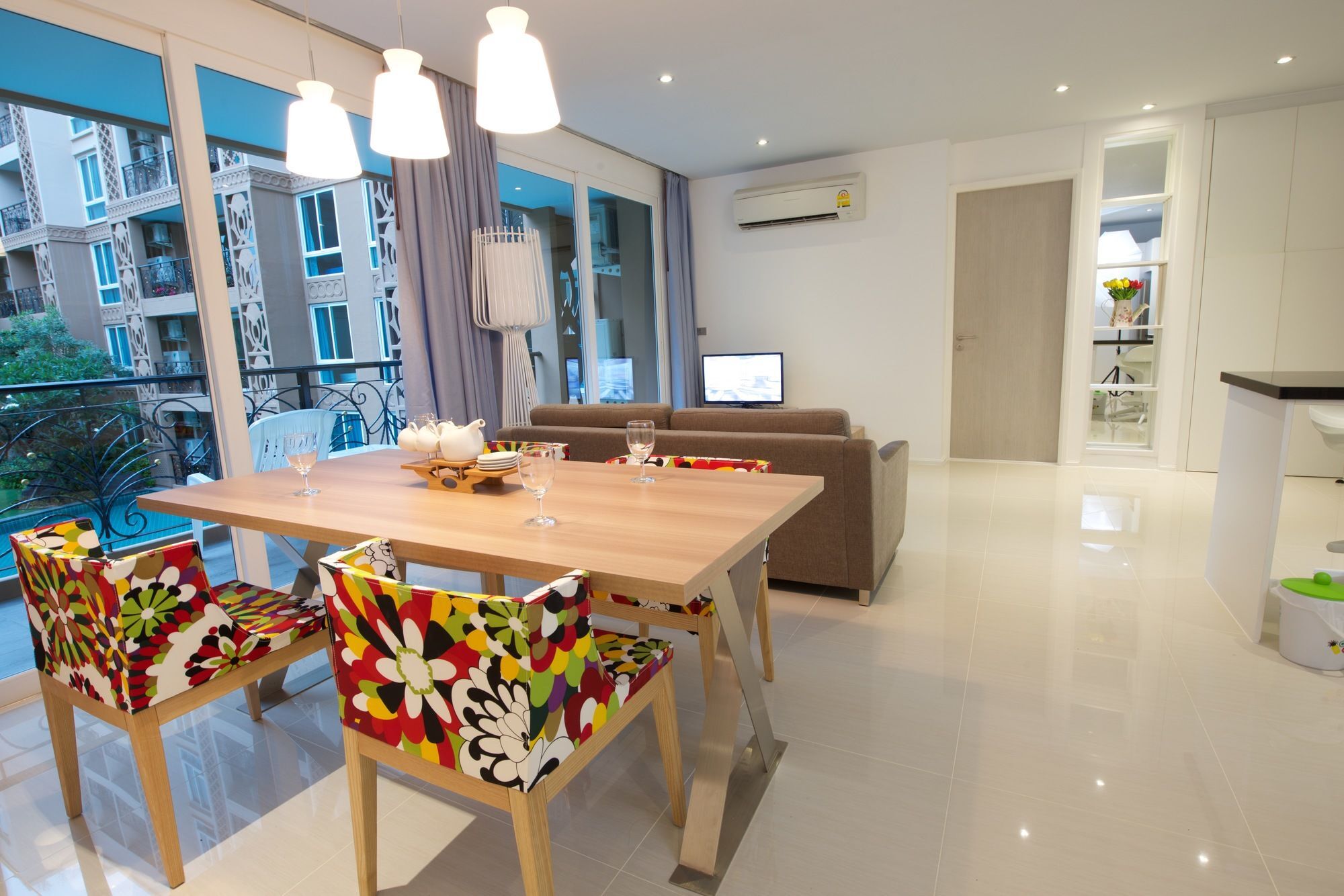 Atlantis Pattaya High Service Jomtien Beach Εξωτερικό φωτογραφία