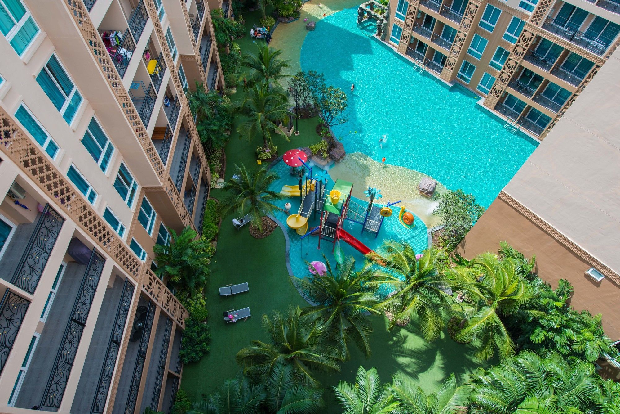 Atlantis Pattaya High Service Jomtien Beach Εξωτερικό φωτογραφία